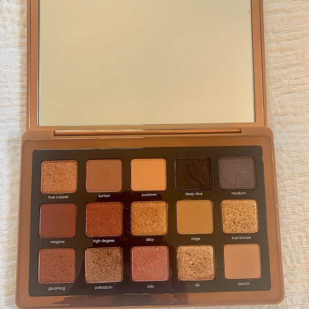 Natasha Denona Bronze Palette - Gently Used